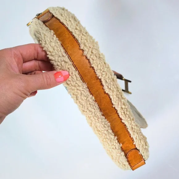 Dior Saddle Bag Denim Shearling - Picture 8 of 15